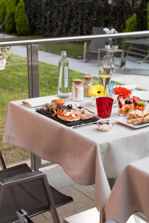 Carnival Palace Hotel image 43